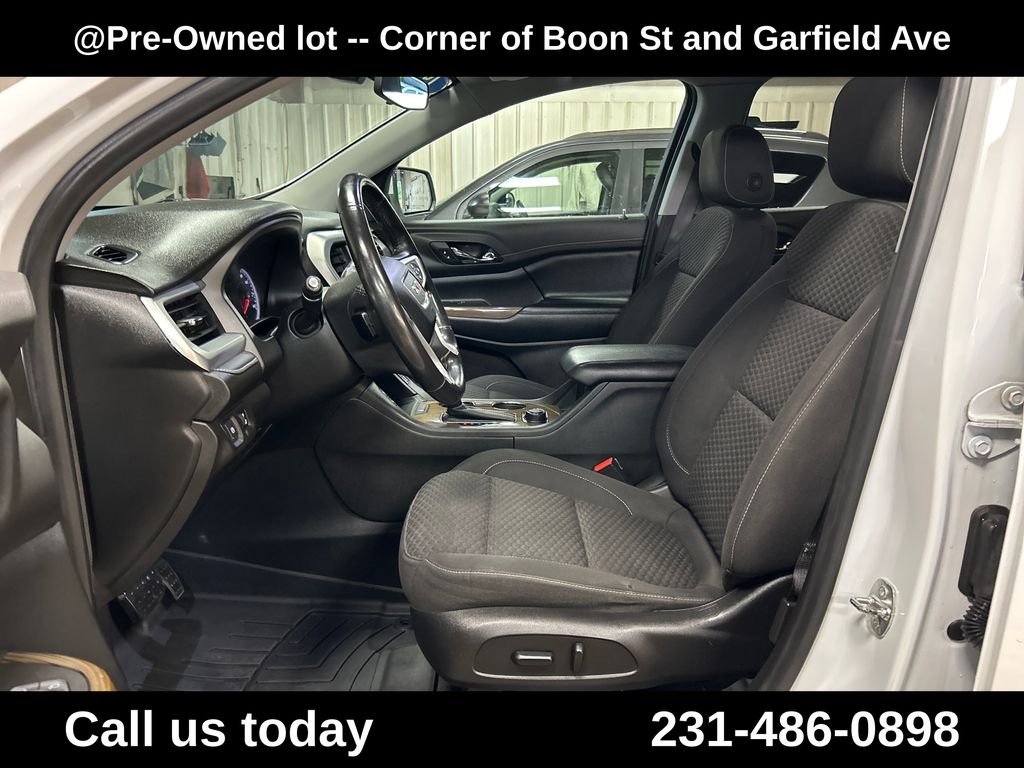 Used 2019 White GMC SLE-2 image 14