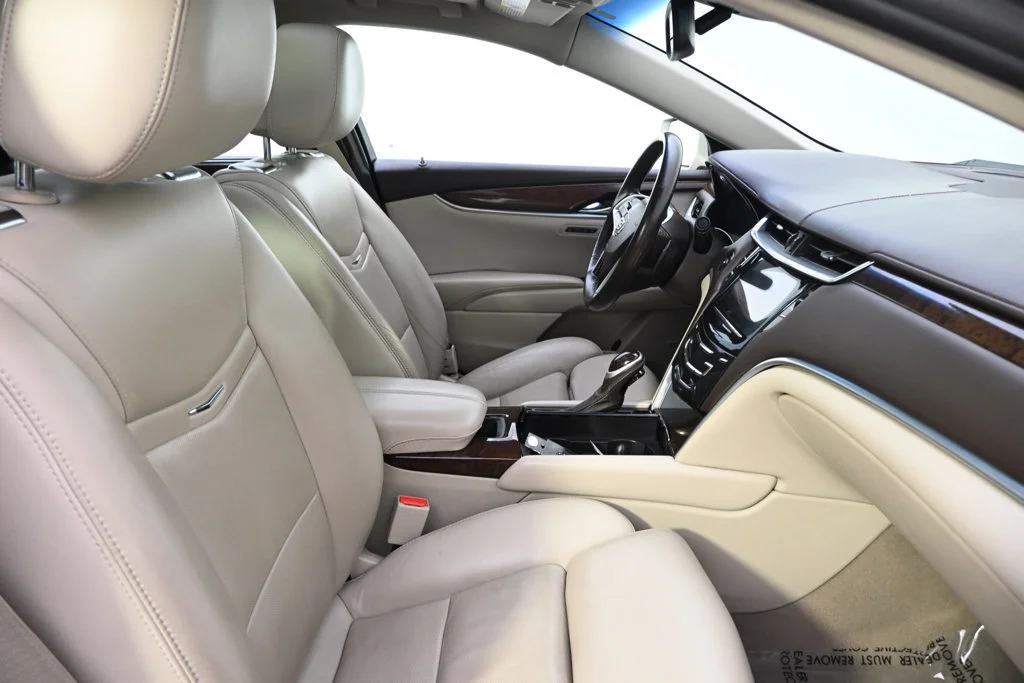 Used 2013 SILVER COAST METALLIC Cadillac Premium image 16