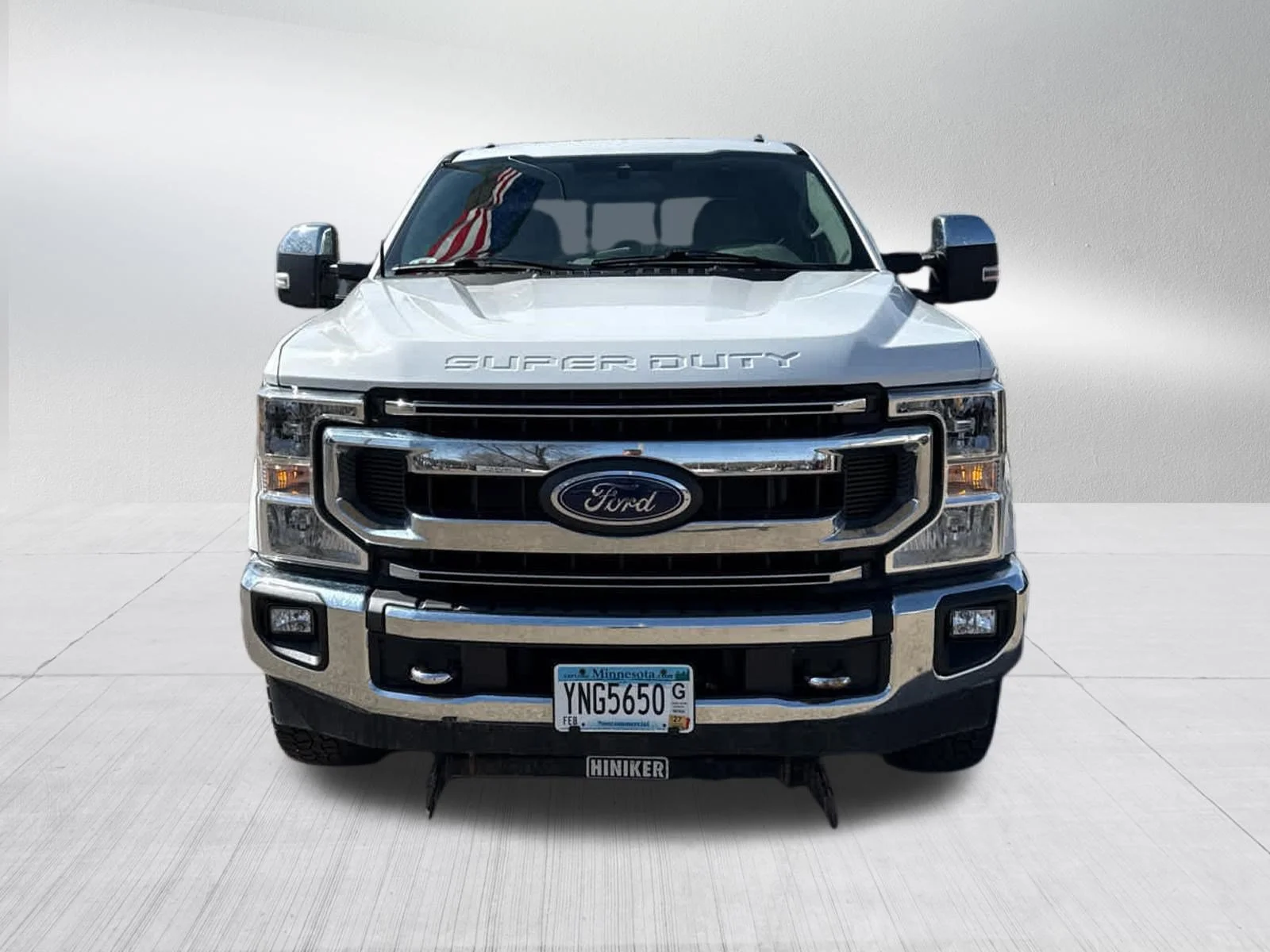 Used 2022 Oxford White Ford XLT image 2