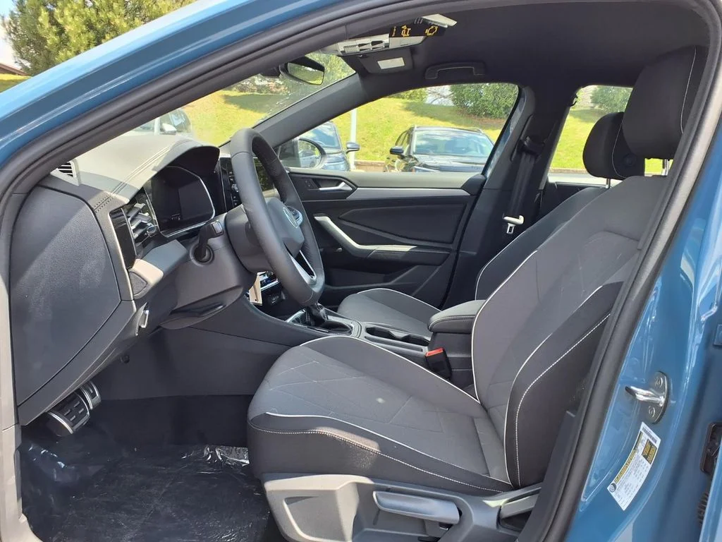 New 2026 Monterey Blue Pearl Volkswagen 1.5T Sport image 6