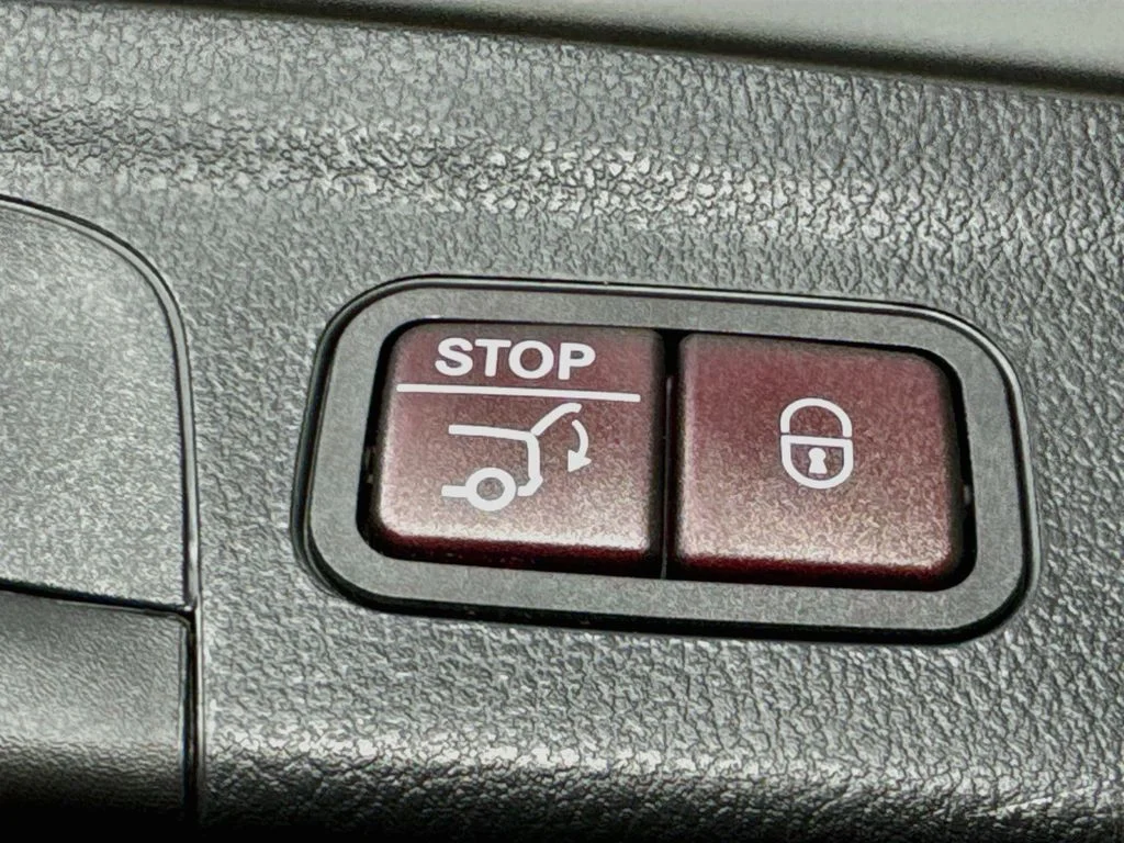 Used 2024  Mercedes-Benz GLE 350 image 32