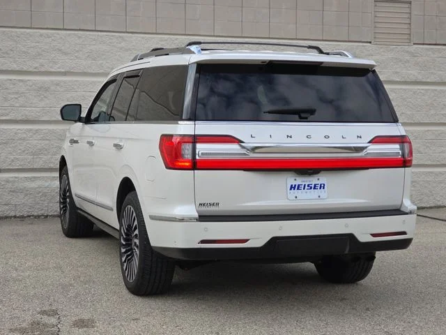 Used 2019 White Platinum Clearcoat Metallic Lincoln Black Label image 11