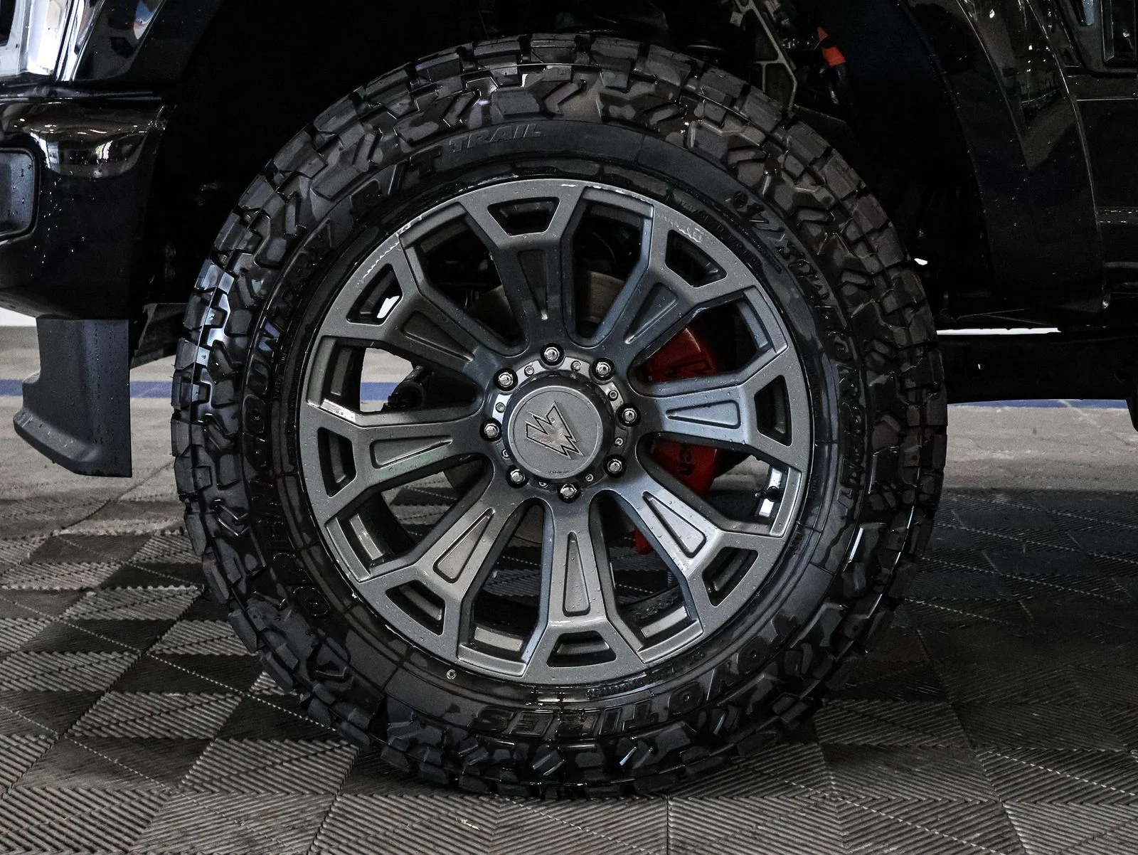 New 2026 Agate Black Metallic Ford F-350® Lariat® image 22