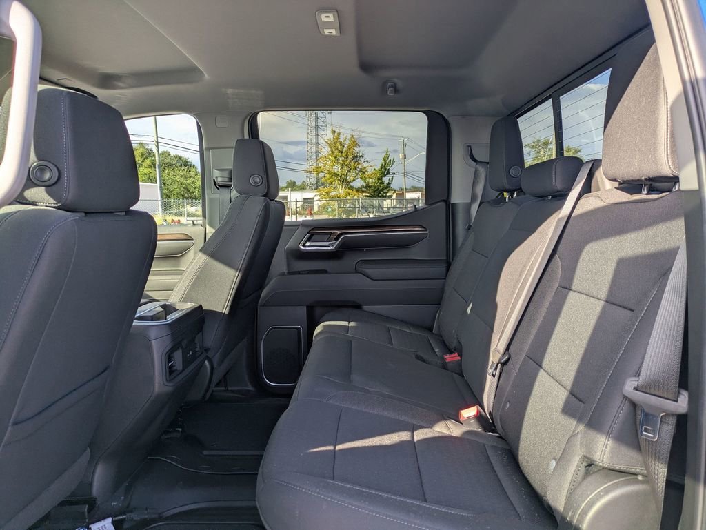 2025 Chevrolet Silverado 1500 LT - Photo 29