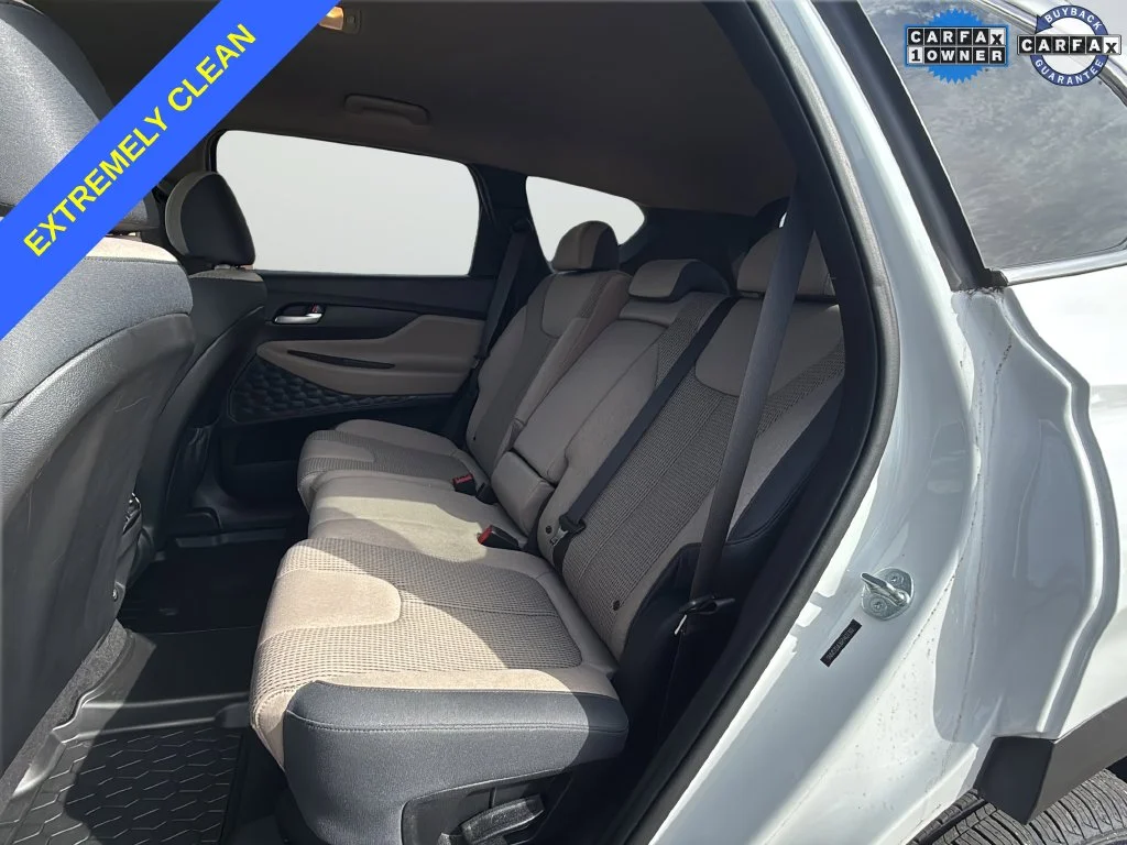 Used 2023 White Hyundai SE image 26