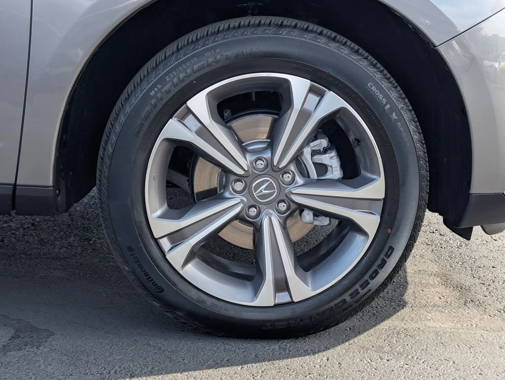 Used 2025  Acura Technology Package image 8