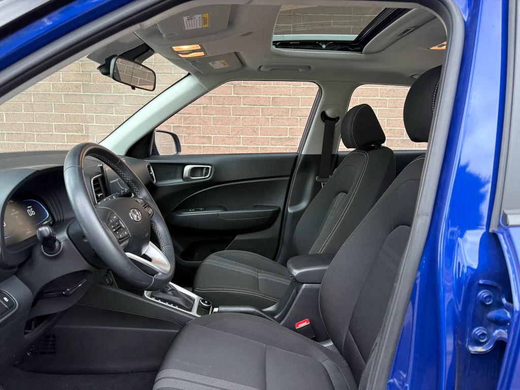 Used 2025 Intense Blue Hyundai SEL image 10