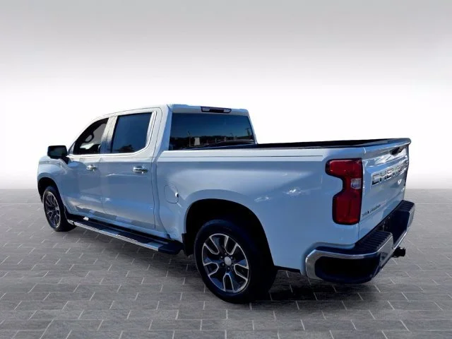 Used 2022 SUMMIT WHITE Chevrolet LTZ image 5
