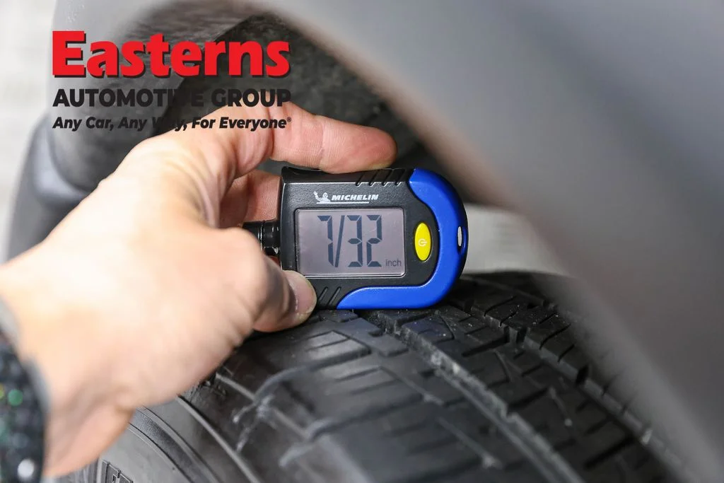 Used 2023 Gray Nissan SV image 29