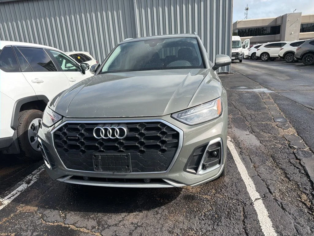 Used 2023 Audi Q5 Premium with VIN WA1GAAFY1P2043477 for sale in Kansas City