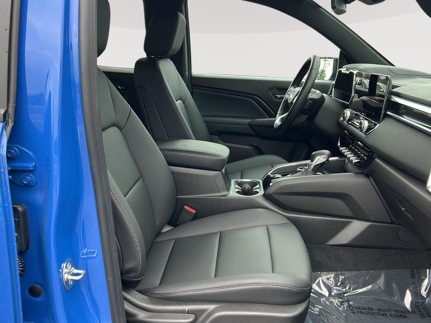 Used 2025 Rapids Metallic GMC 4WD Elevation image 15