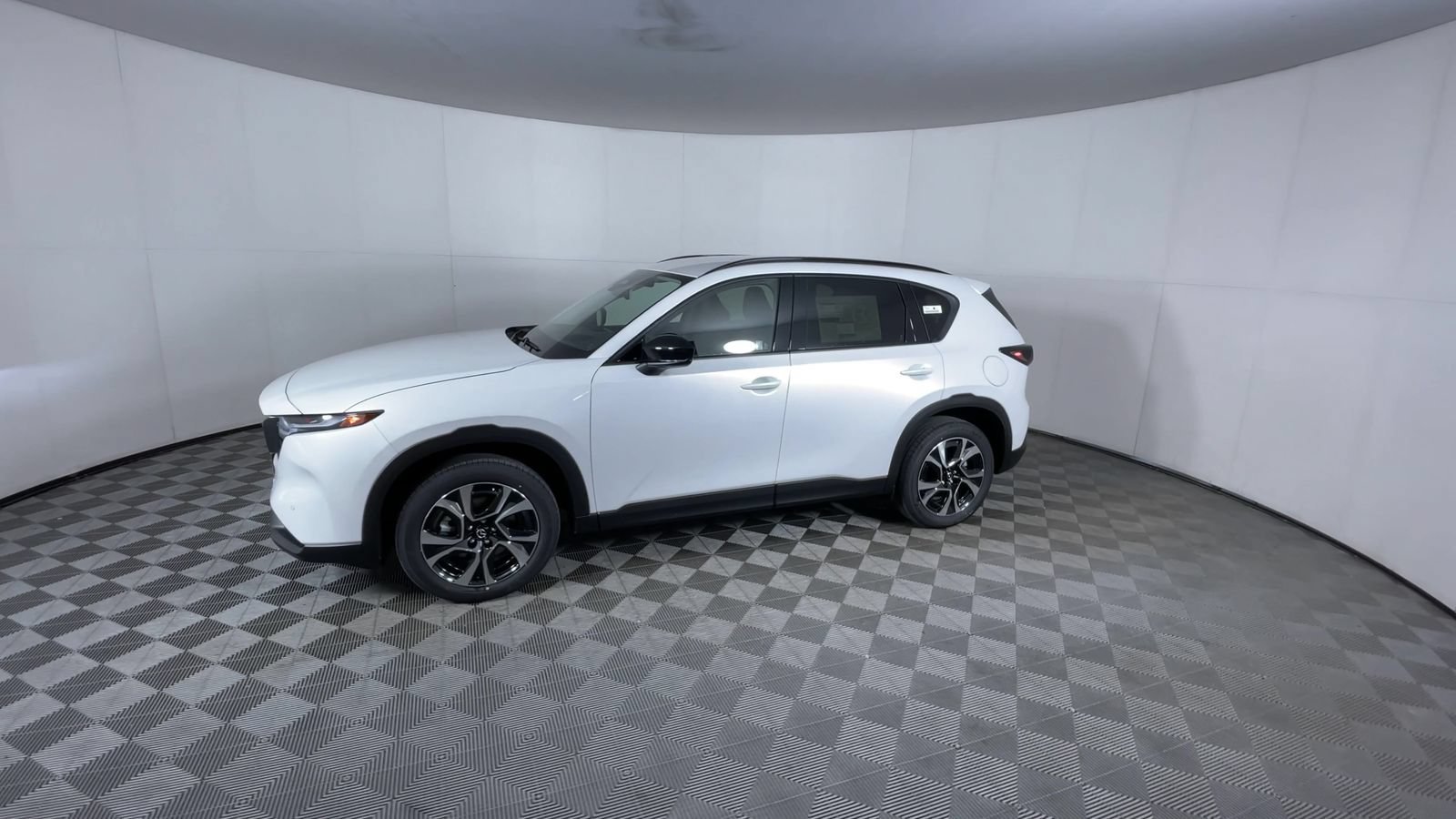New 2026 Rhodium White Metallic Mazda 2.5 S Preferred image 4