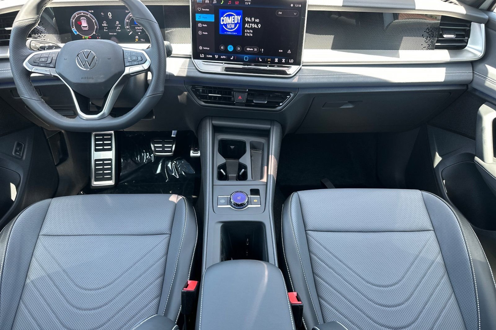 New 2026  Volkswagen 2.0T SE R-Line Black image 13