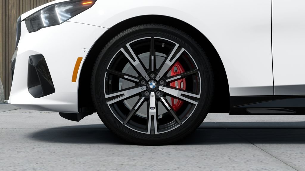 New 2027 Alpine White BMW 530i xDrive image 7
