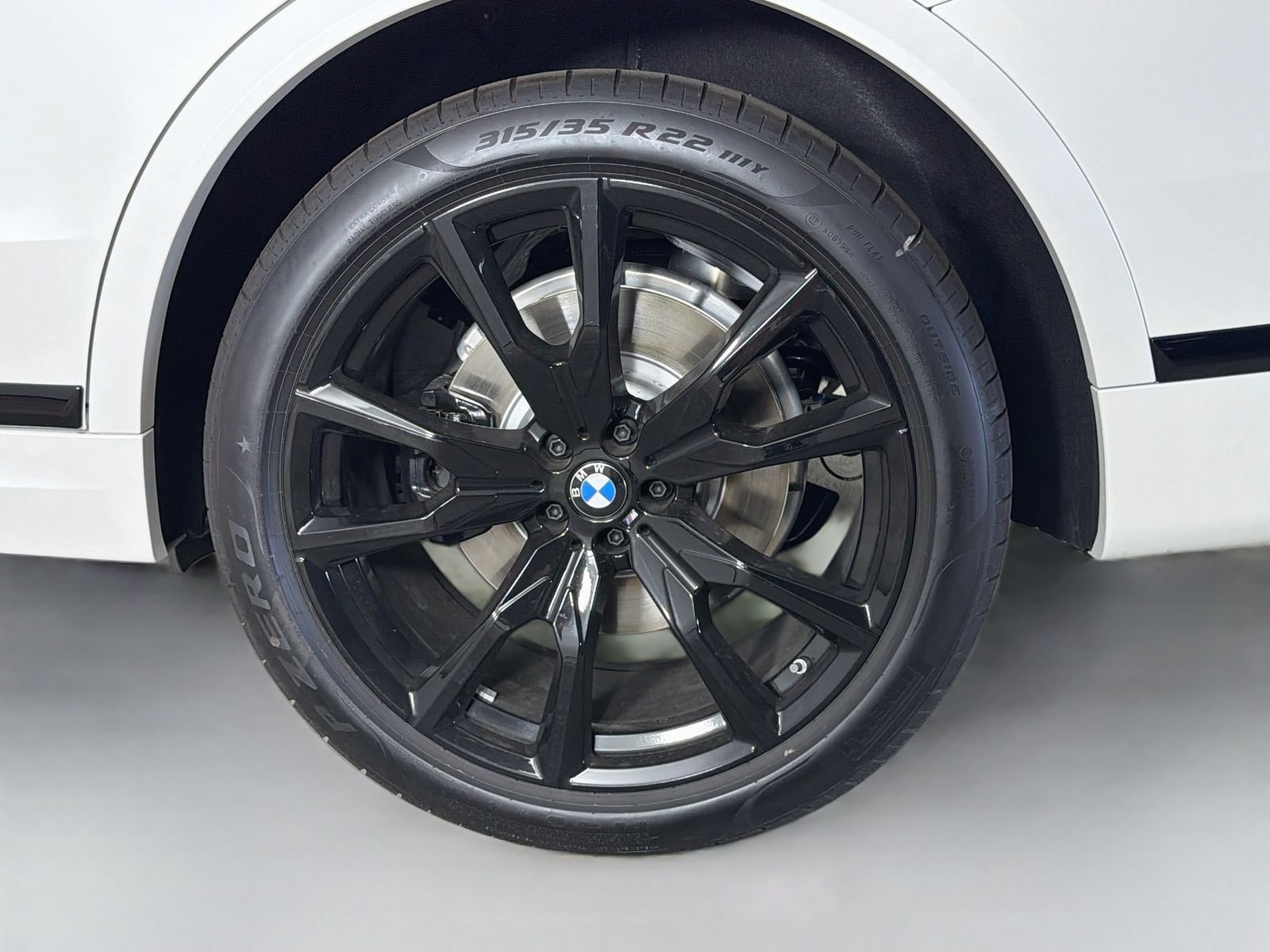 New 2027 Mineral White Metallic BMW xDrive40i image 34