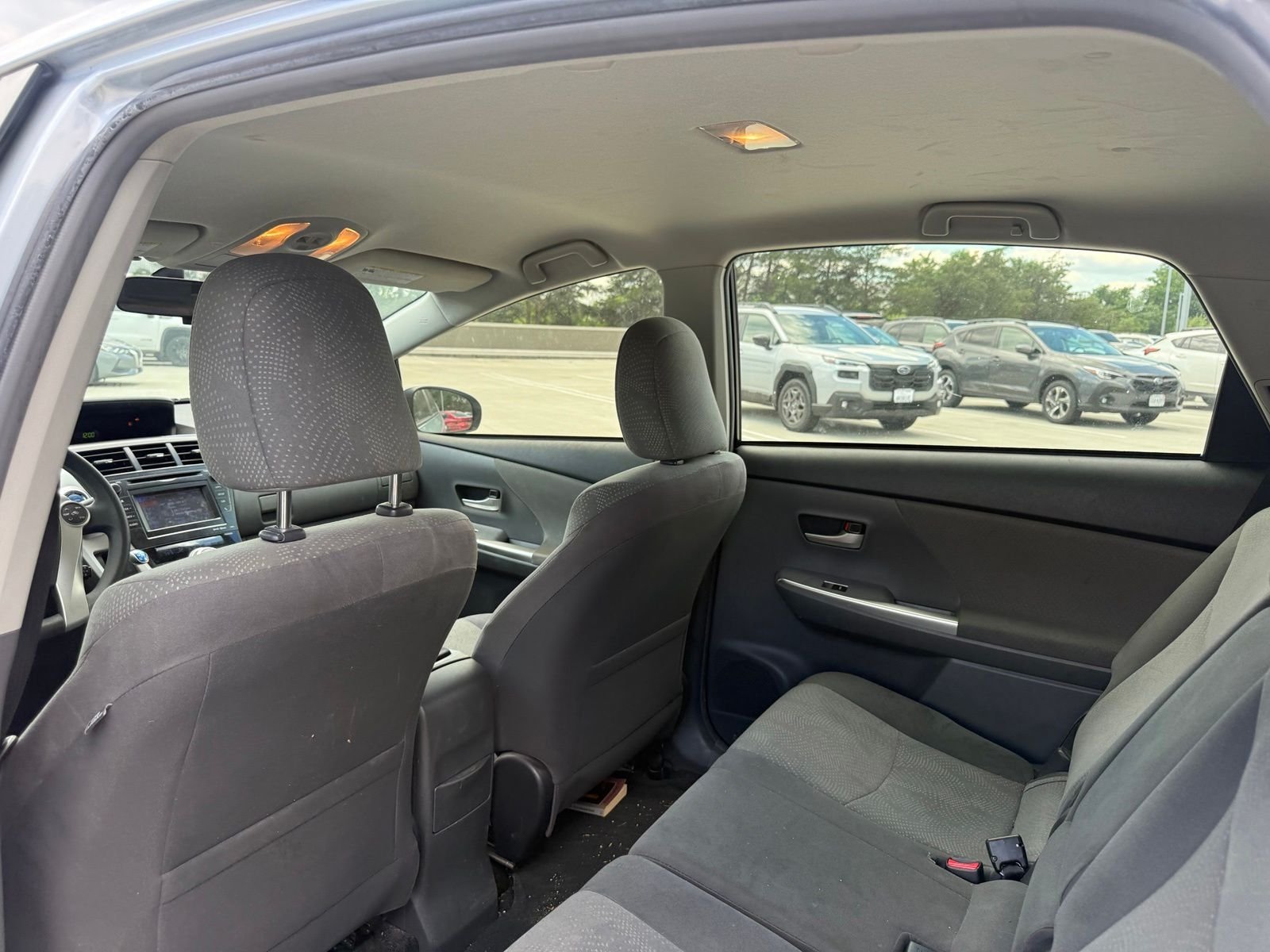 Used 2012 Blue Toyota Three image 22