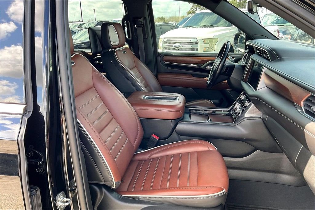Used 2023 Black GMC Denali Ultimate image 30