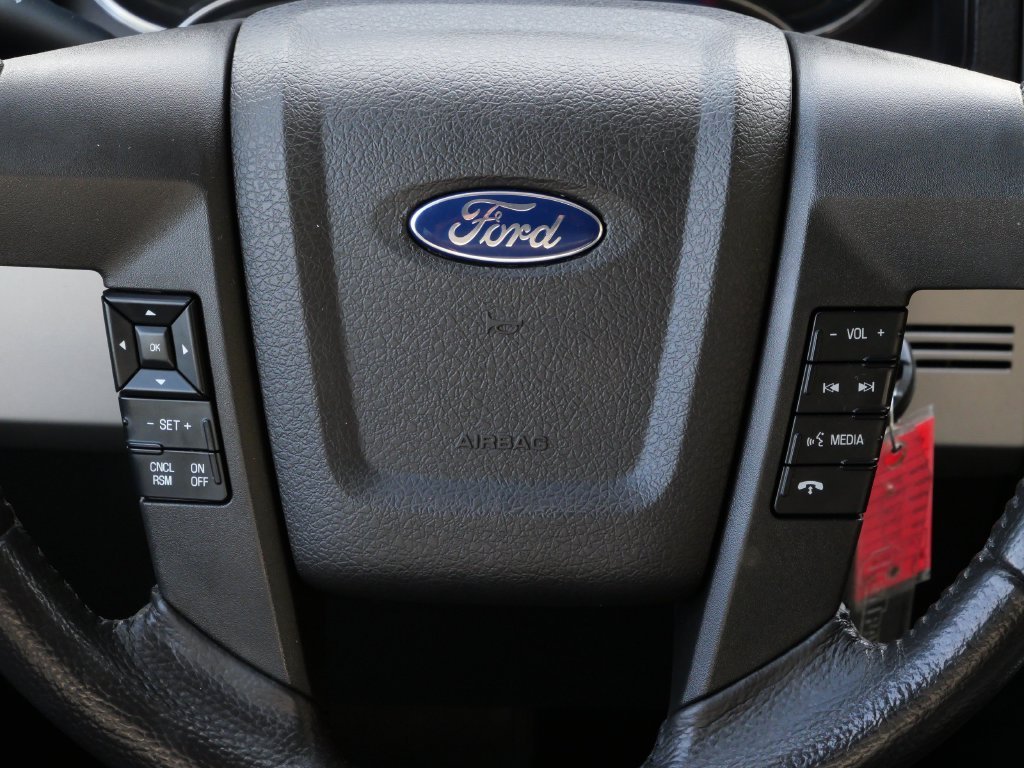 Used 2014 Blue Ford Lariat image 17