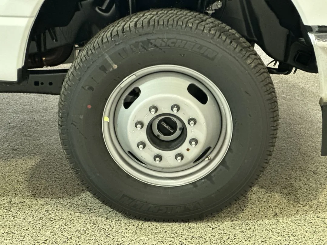 New 2026 Oxford White Ford F-350® XL image 10