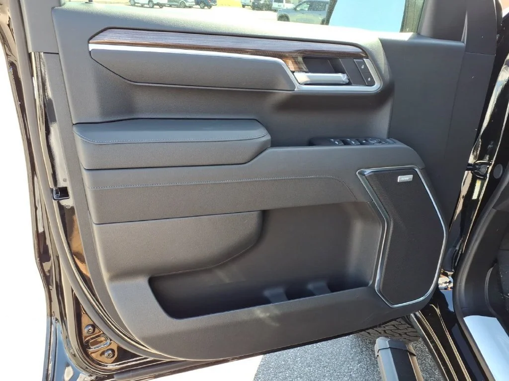 2026 Chevrolet Silverado 1500 RST - Photo 21