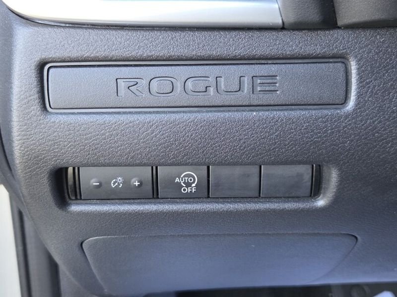 Used 2024 Brilliant Silver Metallic Nissan S image 26