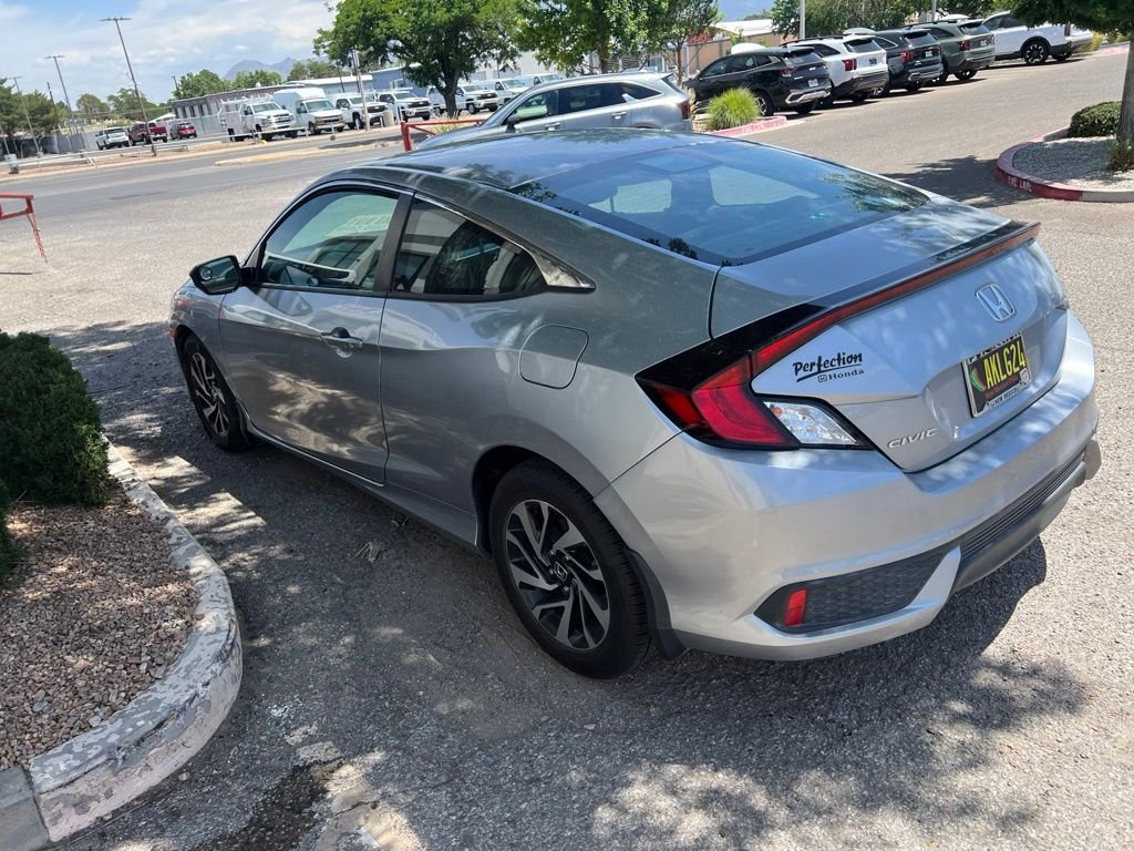Used 2017  Honda LX-P image 12