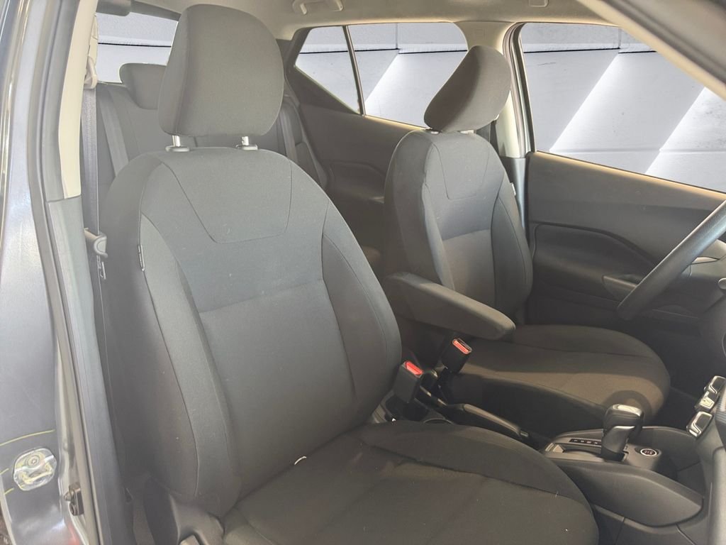 Used 2025 Gray Nissan S image 14