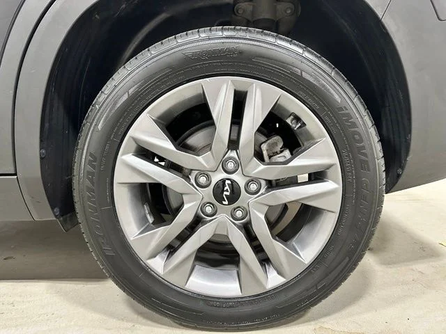 Used 2023 Black Kia LX image 23