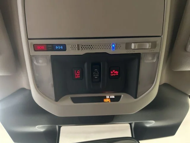 Used 2023 Gray Metallic Subaru Premium image 31