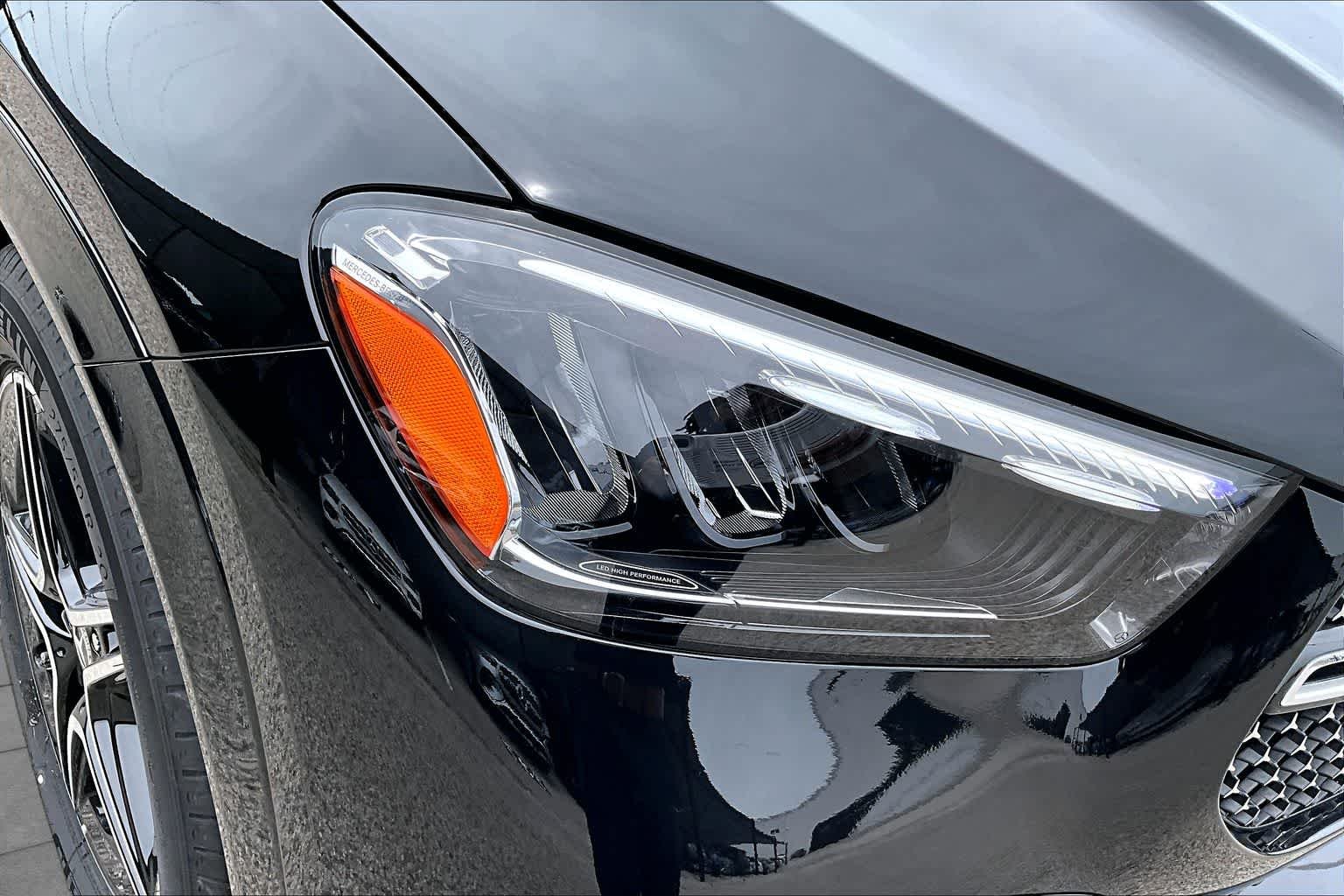 New 2026 Obsidian Black Metallic Mercedes-Benz GLE 350 image 20
