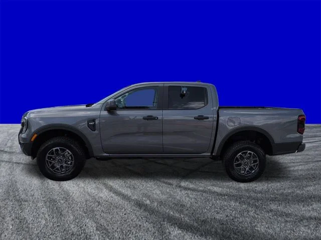 New 2026 Carbonized Gray Metallic Ford XLT image 7