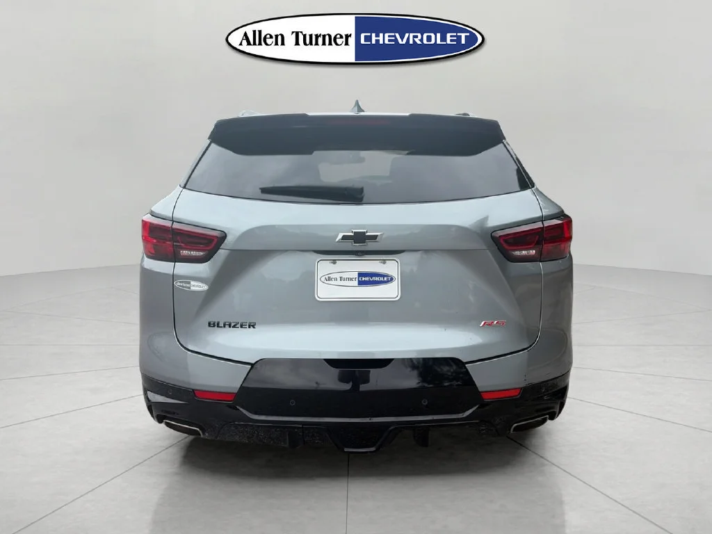 Used 2024 Sterling Gray Metallic Chevrolet RS image 5