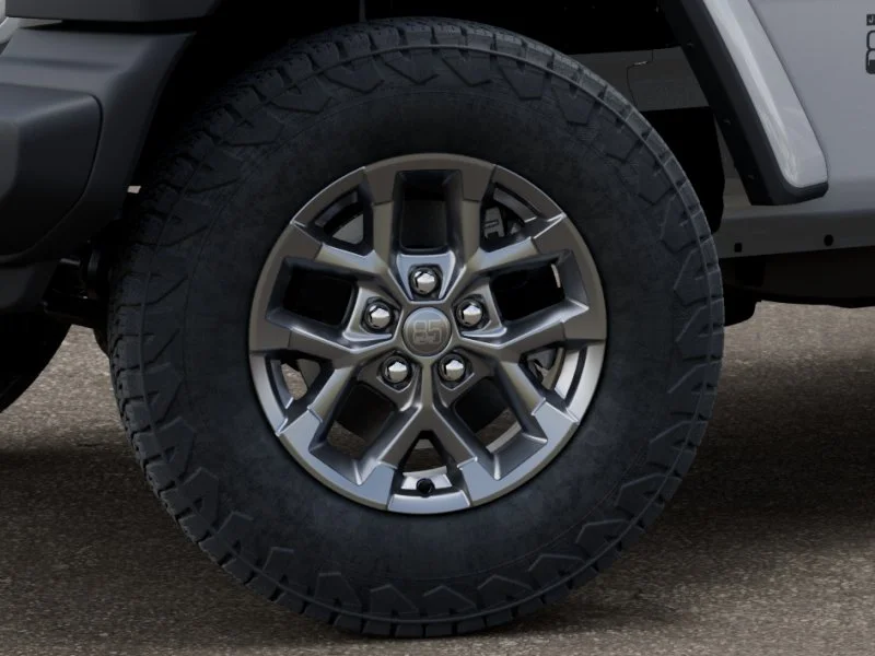 New 2026 Bright White Clear-Coat Exterior Paint Jeep Sport S image 34