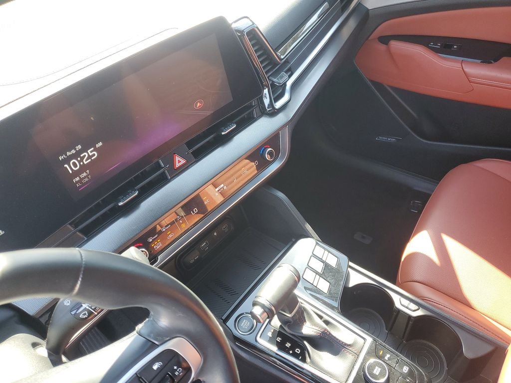 Used 2024 Black Kia SX image 19