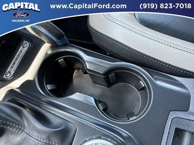 Used 2024 Gray Ford Wildtrak image 31