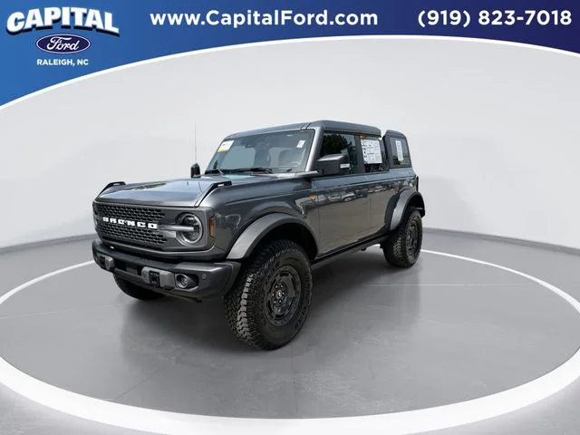 Used 2025 Gray Ford Badlands image 4