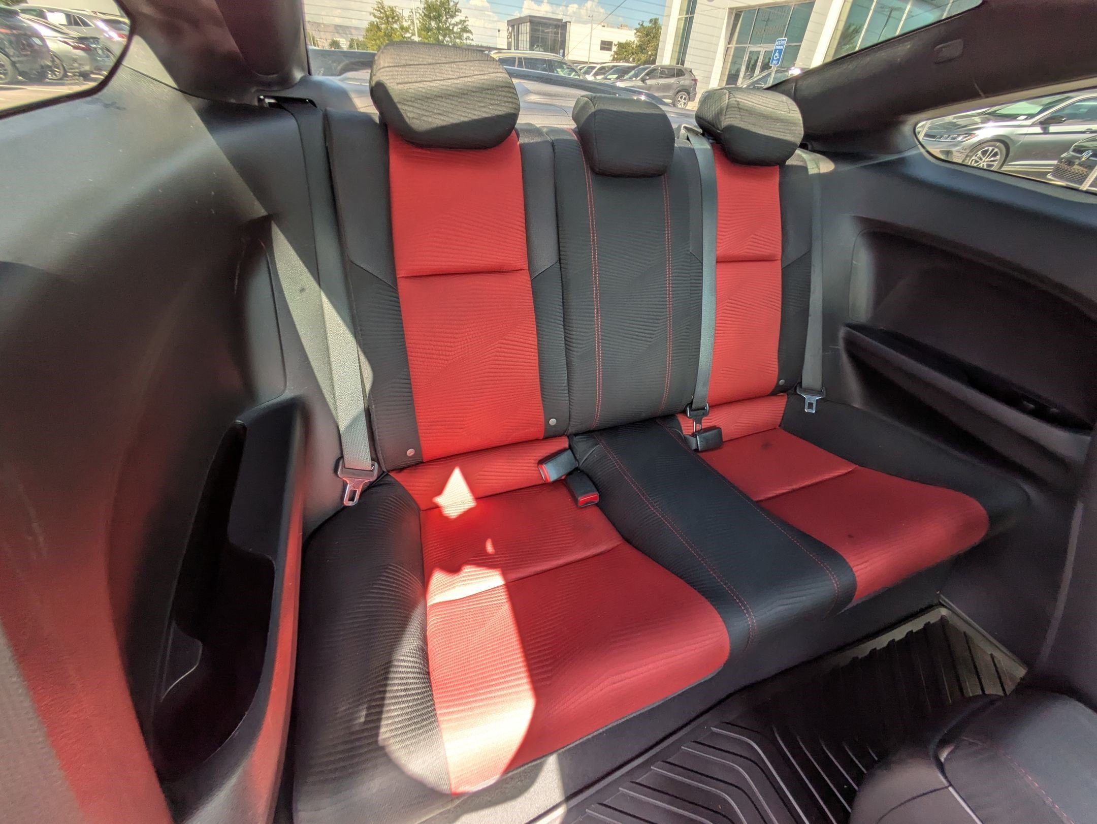 Used 2015 Crystal Black Pearl Honda Si image 28