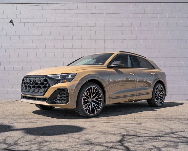 2024 Audi SQ8 