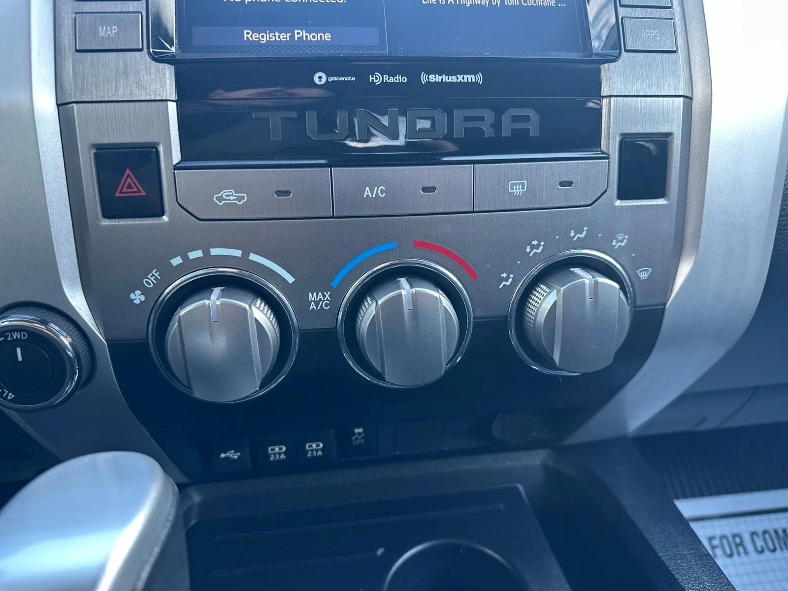 Used 2020 White Toyota SR5 image 59