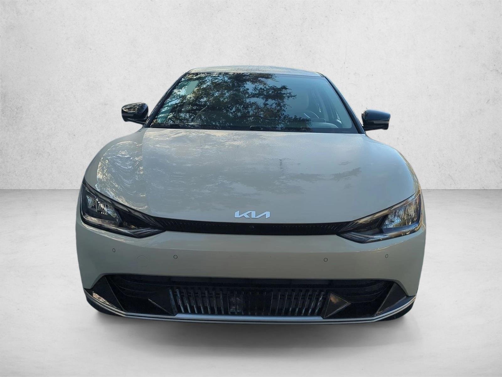 Used 2024 Kia EV6 Wind with VIN KNDC34LA7R5166015 for sale in West Palm Beach, FL