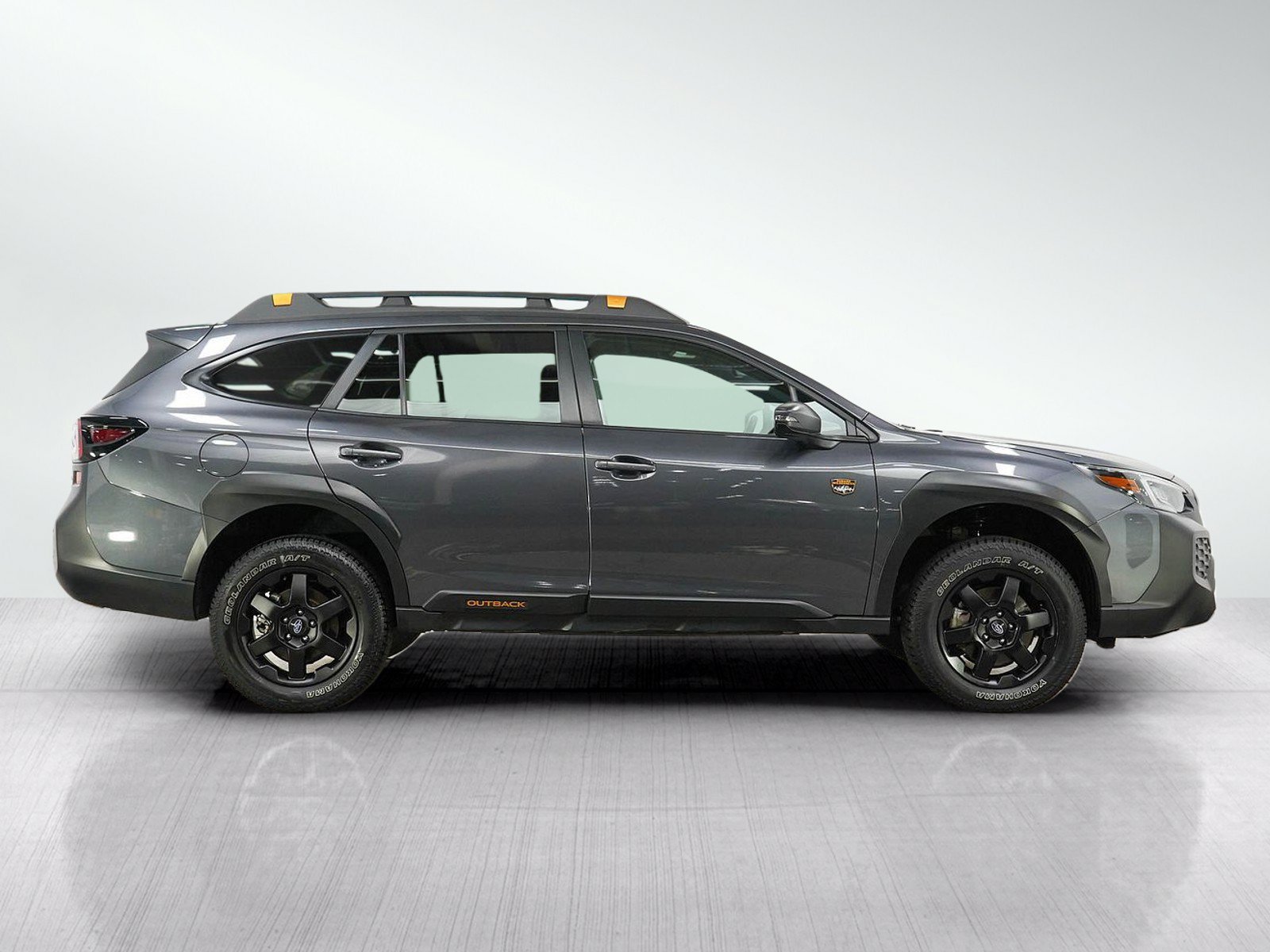 Used 2024 Magnetite Gray Metallic Subaru Wilderness image 6
