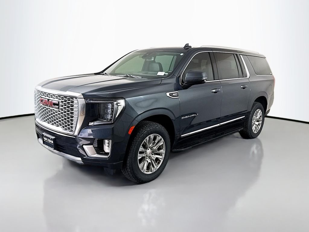 Used 2021 Green GMC Denali image 3