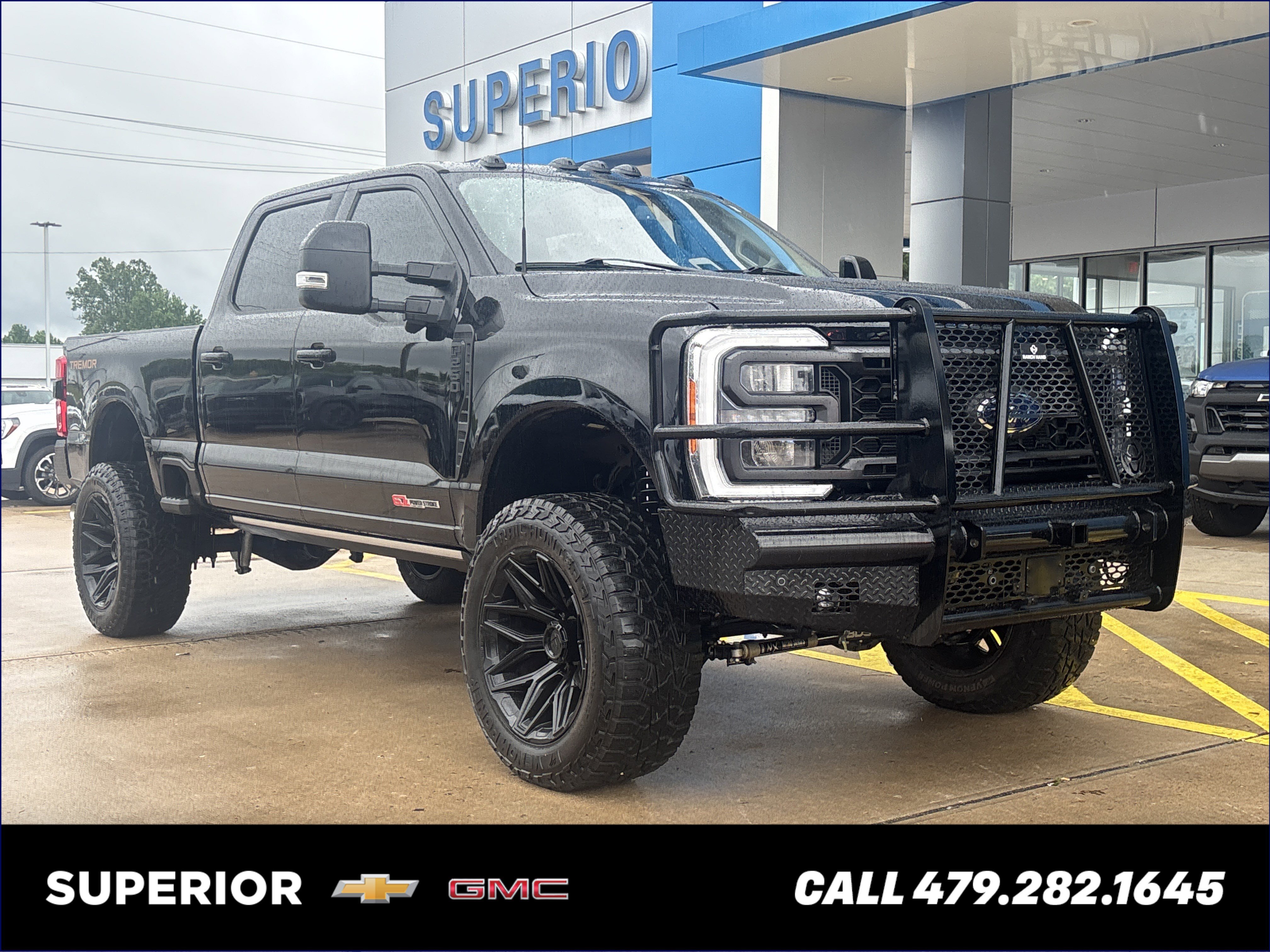 Used 2023  Ford XL image 1
