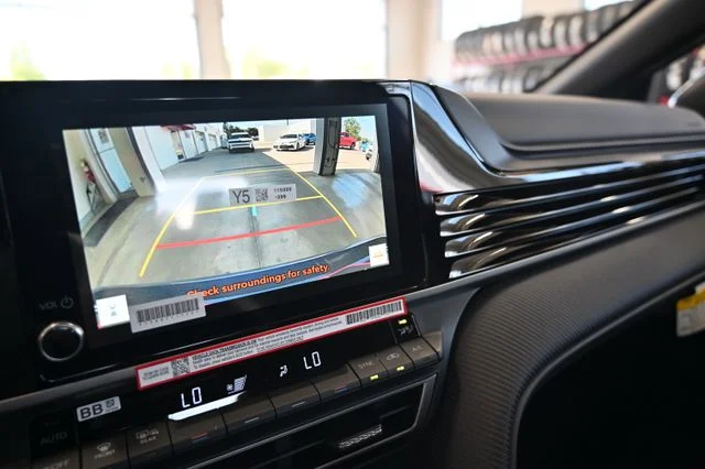 2026 Toyota Camry SE - Photo 16
