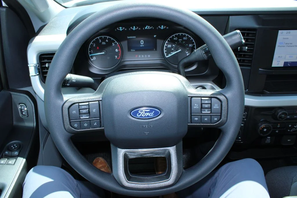 New 2027 Oxford White Ford F-350® XL image 37