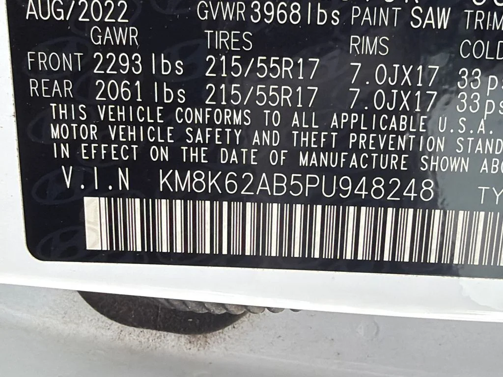 Used 2023 White Hyundai SEL image 31