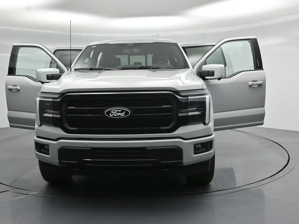 New 2026 Avalanche Ford Lariat image 30