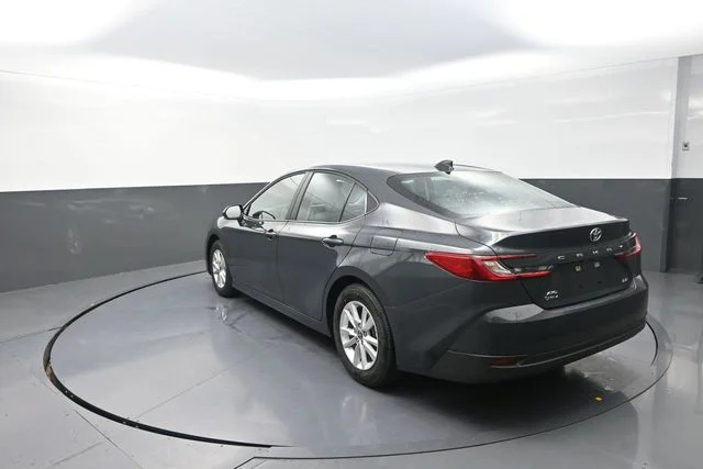 Used 2026  Toyota LE image 54