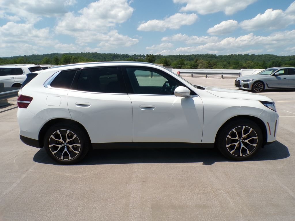 Certified Used 2026 Alpine White BMW 30 xDrive image 7