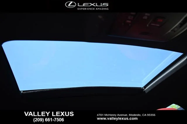 Used 2016 White Lexus 200t image 6